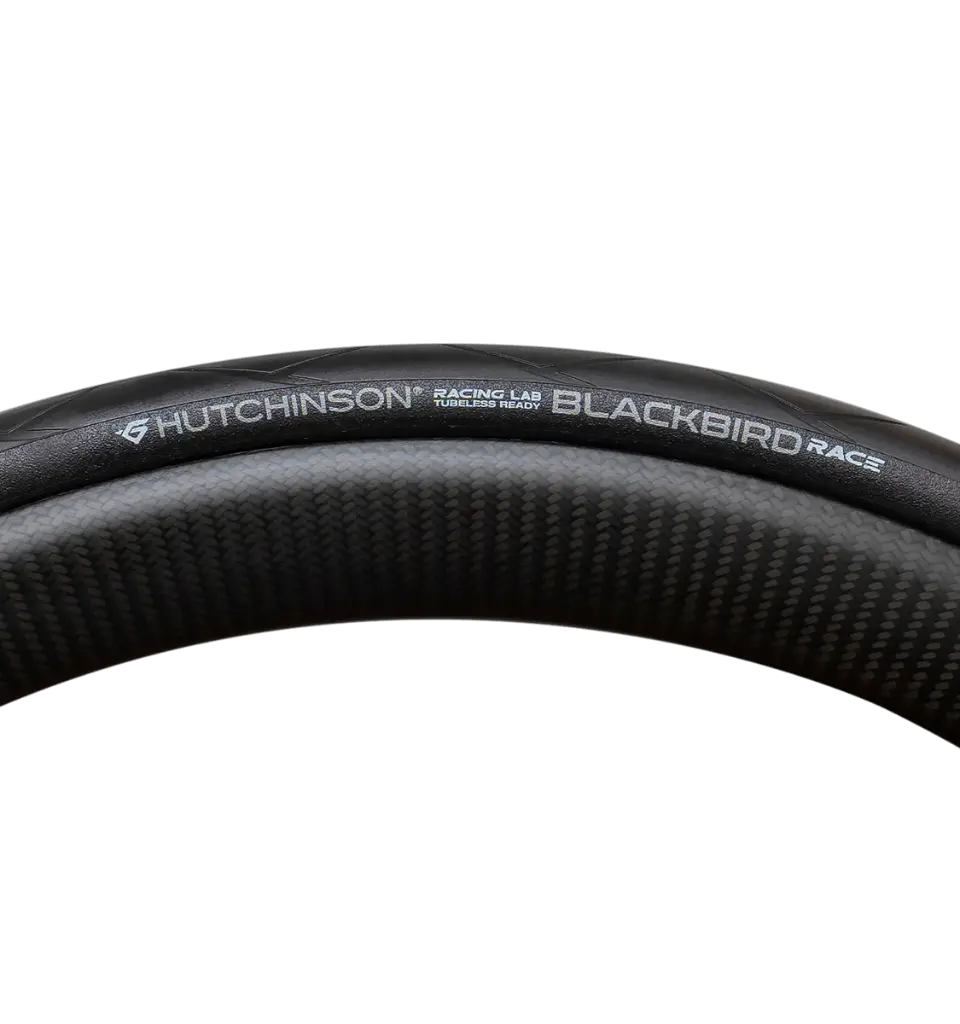 hutchinson-blackbird-race-3.webp