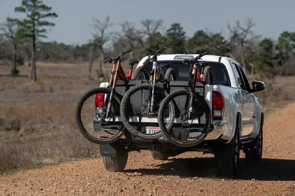 TailgatePad-Loaded3bikes_857df29e-fc5f-4cc8-ad3e-9c74cafac1bd_600x.webp